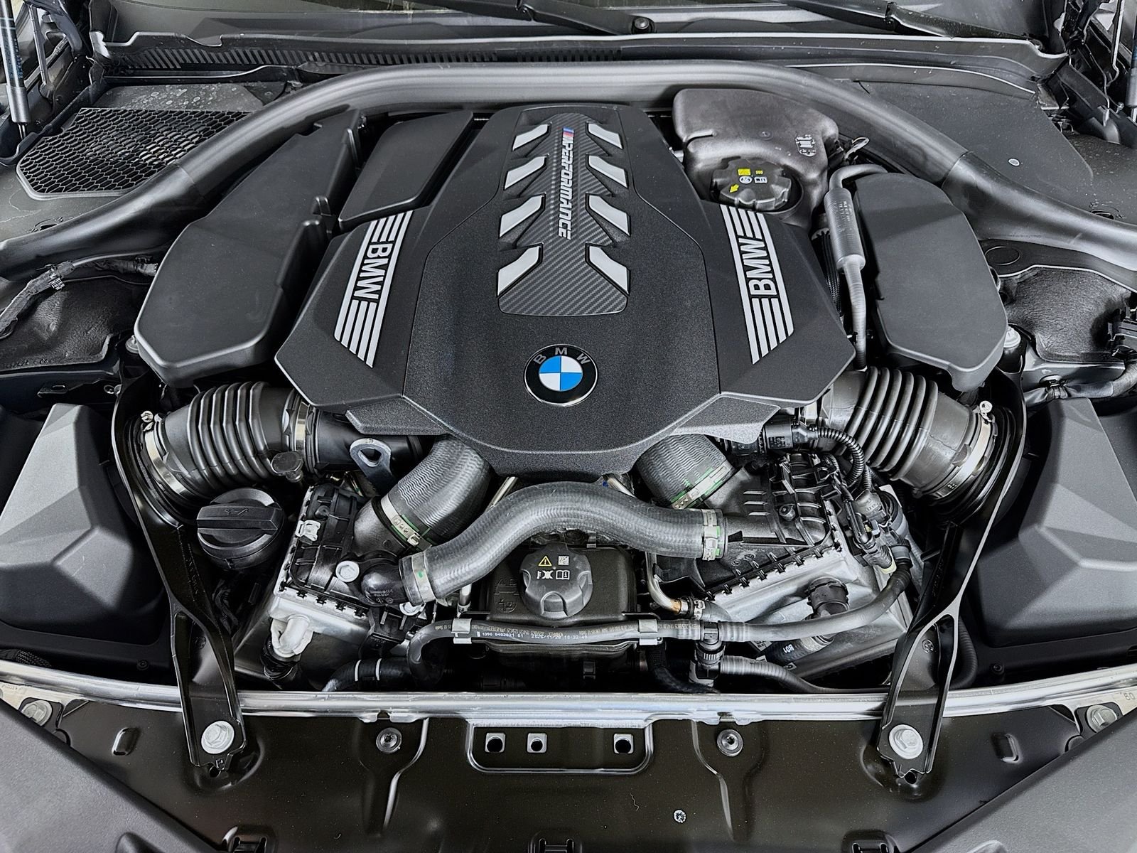 New 2026 Dravit Grey Metallic BMW M850i xDrive Gran Coupe image 32