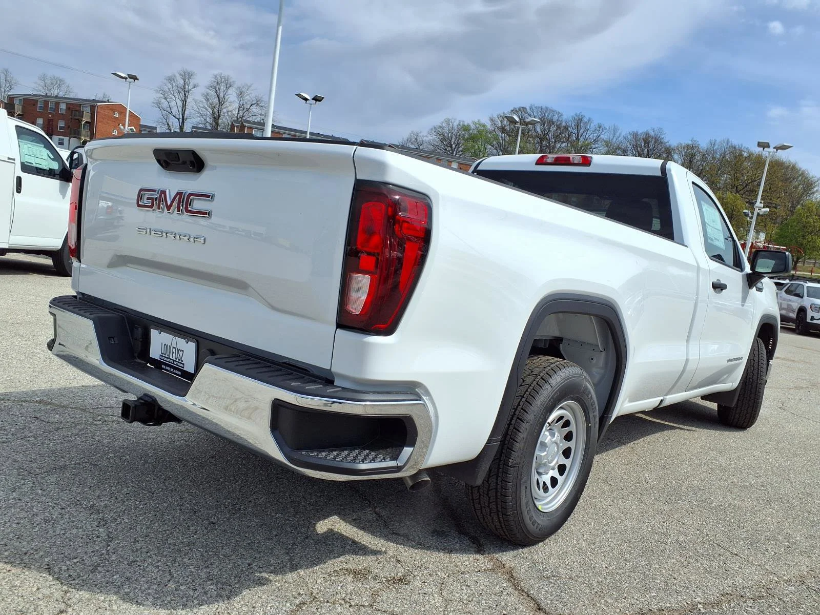 New 2026 Summit White GMC Pro image 19