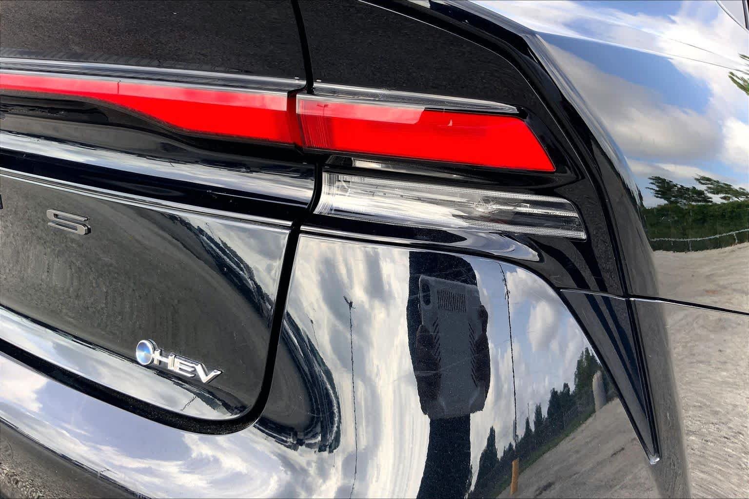 Used 2025 Midnight Black Metallic Toyota LE image 30