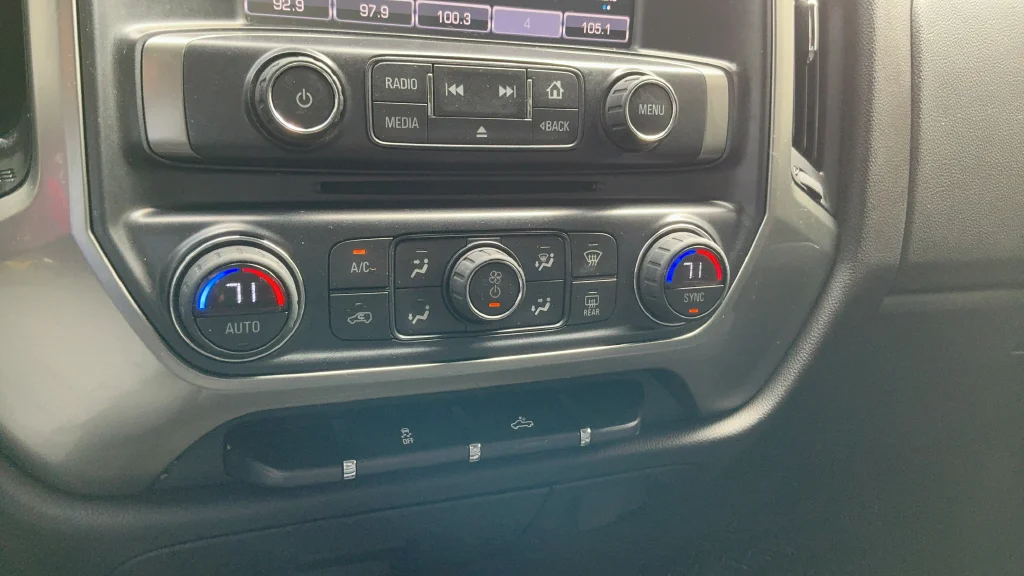Used 2016 Black Chevrolet LT image 16