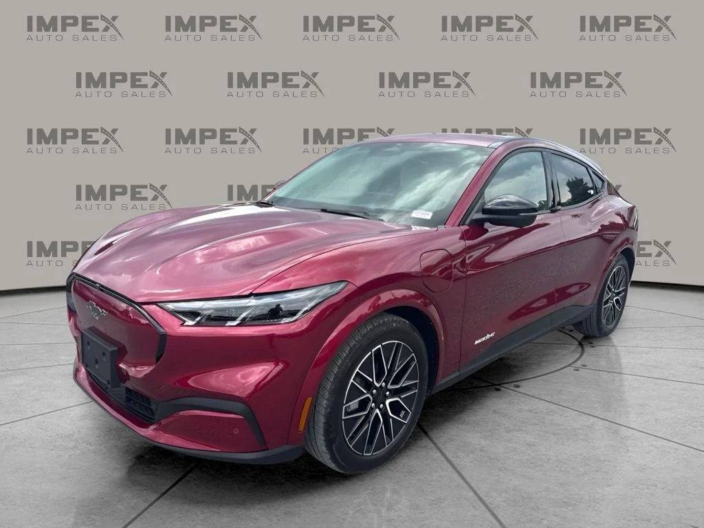 Used 2025 Red Ford Premium image 1