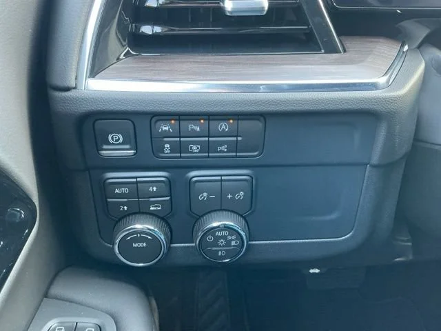 2026 Chevrolet Tahoe LT - Photo 11