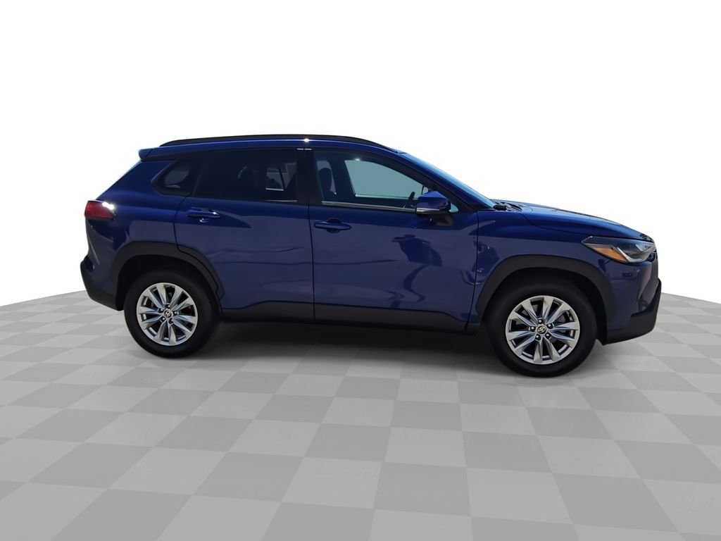 Used 2023 Blue Toyota LE image 9