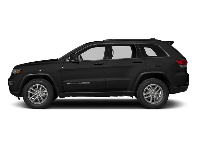 Used 2017 Diamond Black Crystal Pearlcoat Jeep Laredo image 3