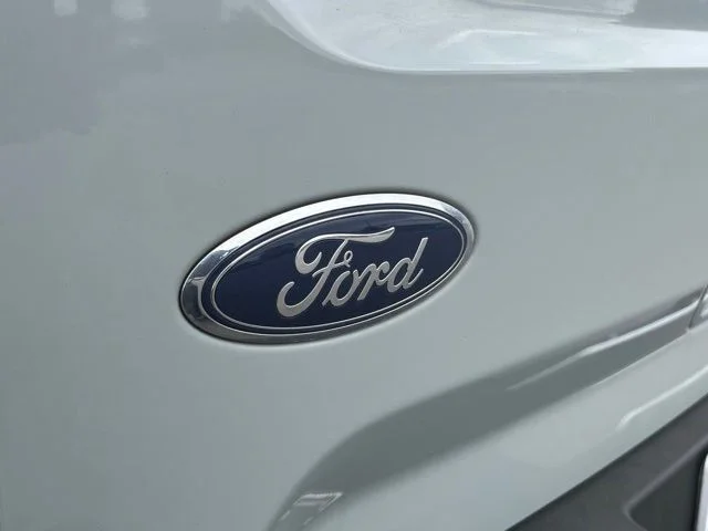 Used 2023 Green Ford Outer Banks image 19