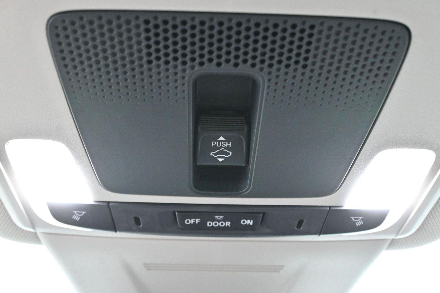 Used 2025 Gray Chrysler Select image 25