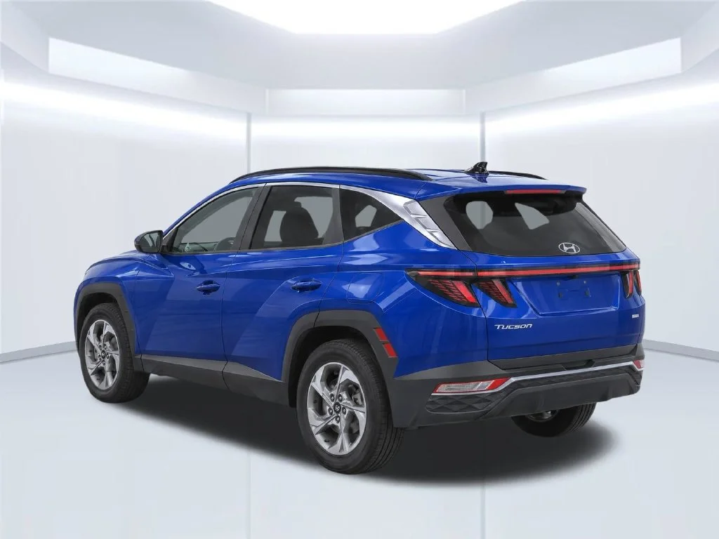 Certified Used 2022 Blue Hyundai SEL image 5