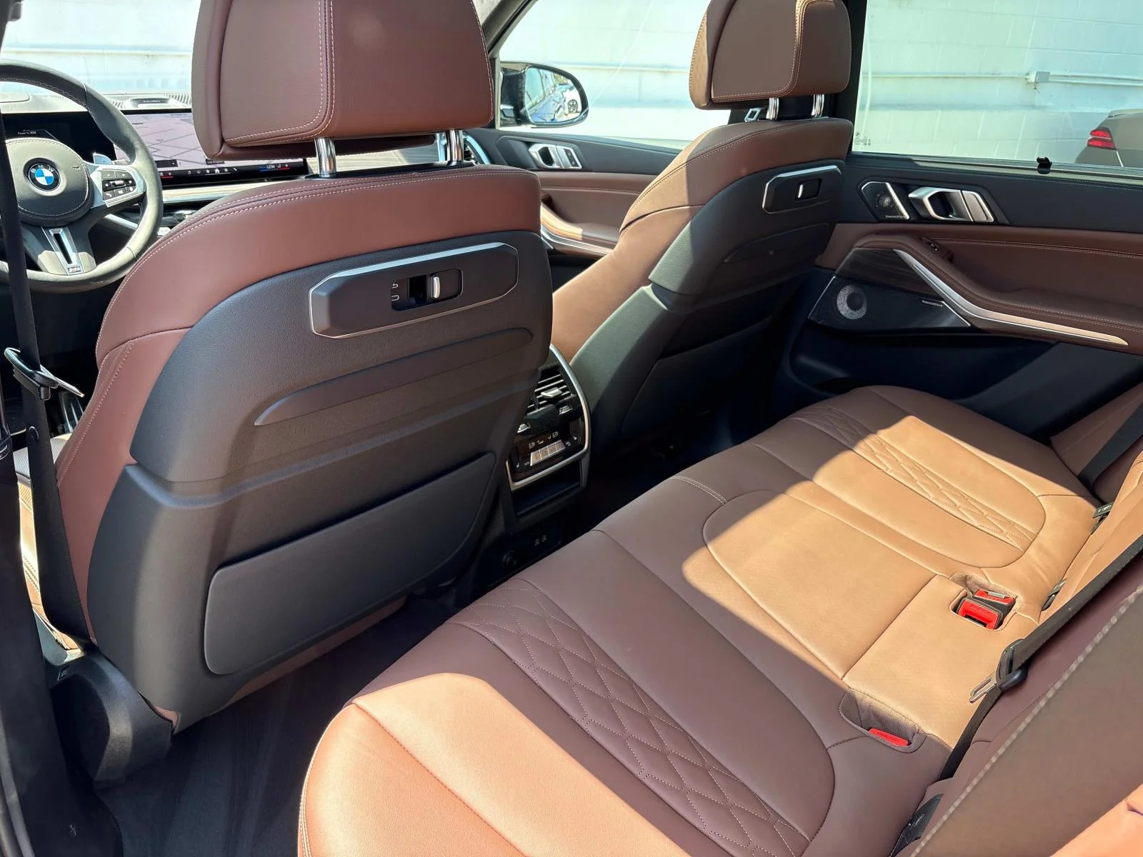 2025 BMW X5 M60i - Photo 13