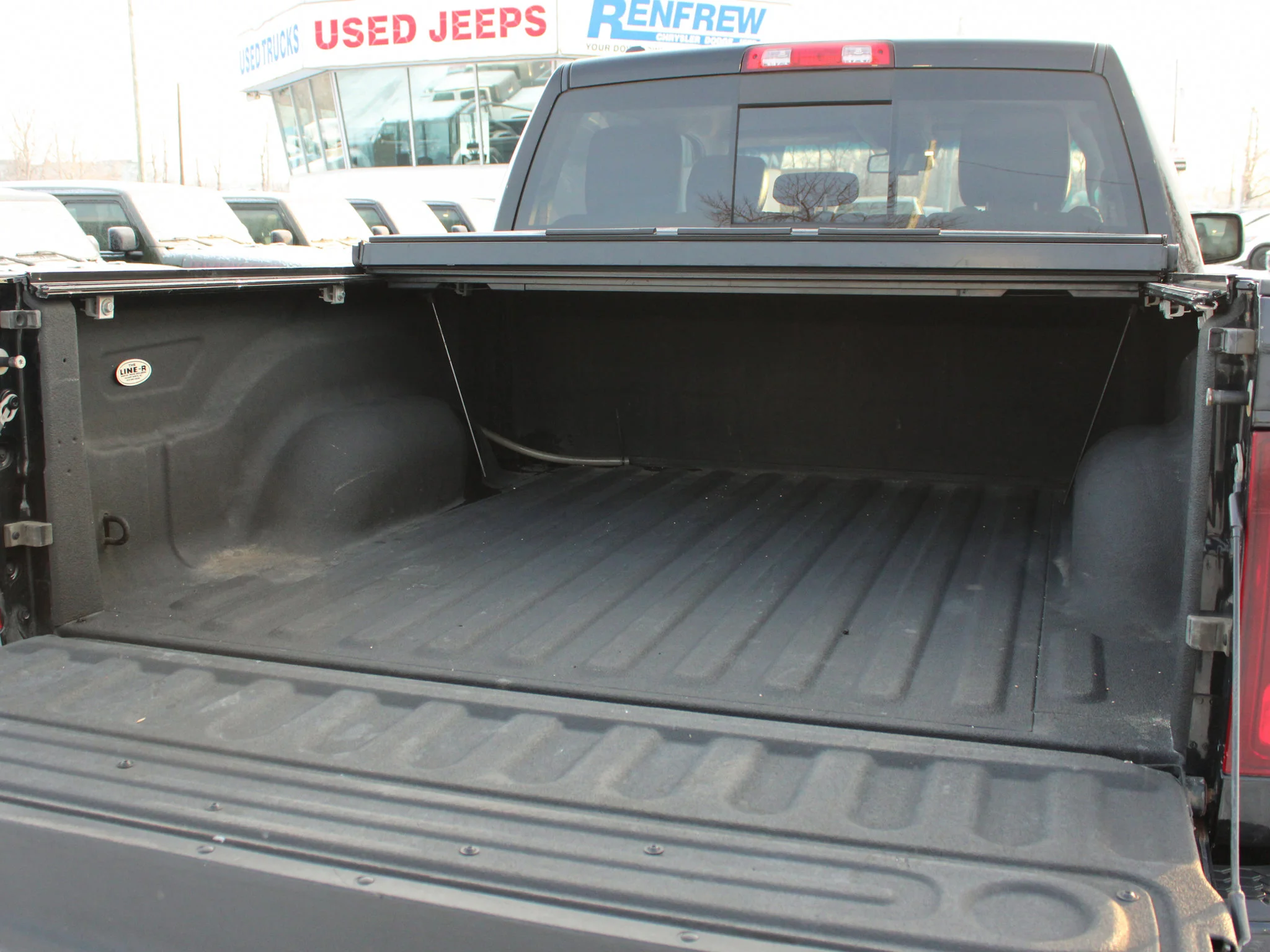 Used 2014 Black RAM Sport * One Owner | HEMI V8 | Heated Seats | Remote Start | Alpine | Mechanic Special image 12