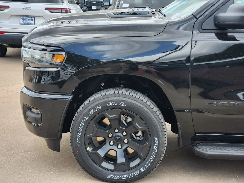 New 2026 Diamond Black Crystal Pearl-Coat Exterior Paint RAM Express image 6