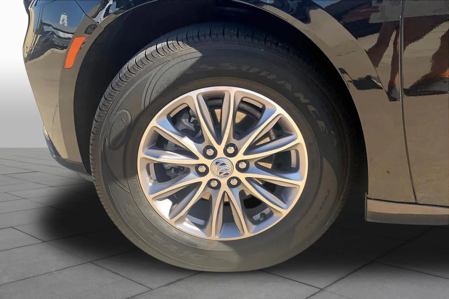 Certified Used 2023 Ebony Twilight Metallic Buick Essence image 9