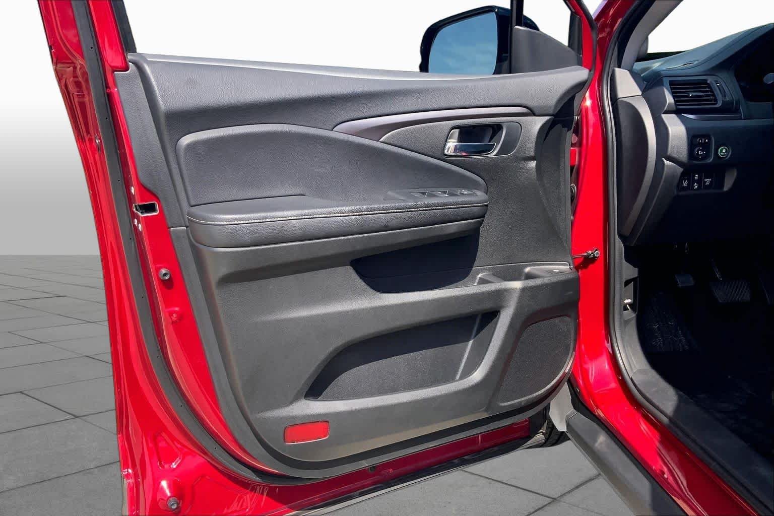 Used 2022 Radiant Red Metallic II Honda Sport image 21