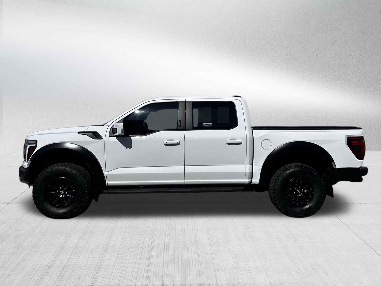 Used 2024 Oxford White Clearcoat Ford Raptor image 4