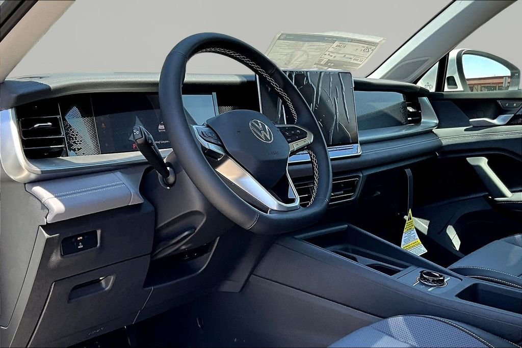 New 2026 White Volkswagen 2.0T SE image 18