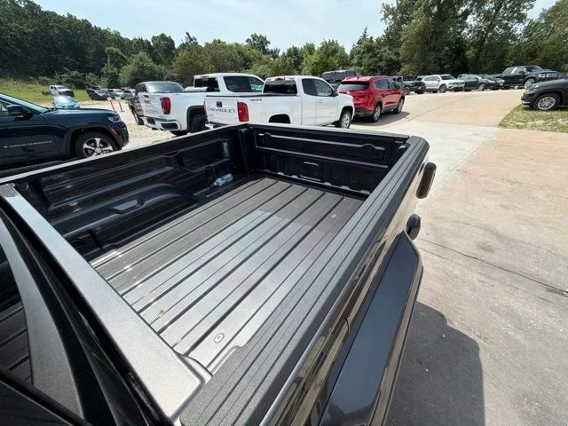 New 2026 Granite Crystal Metallic Clearcoat Jeep Sahara image 11