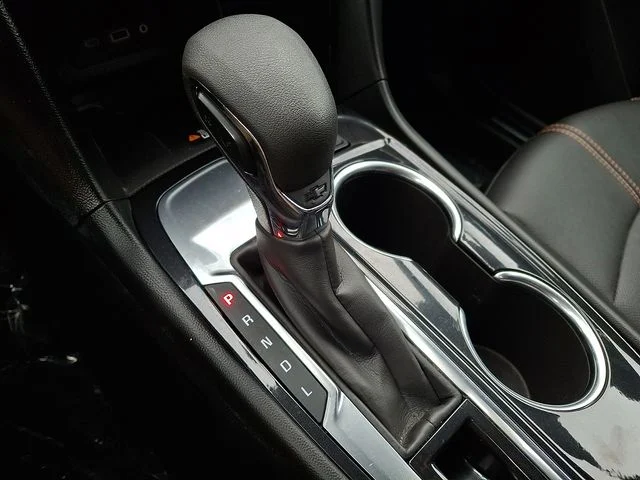 Used 2022 Silver Chevrolet Premier image 14