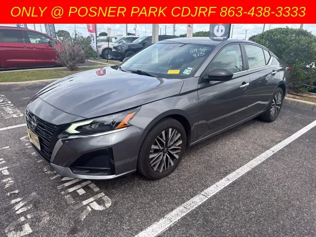 Used 2025 Gray Nissan 2.5 SV image 2