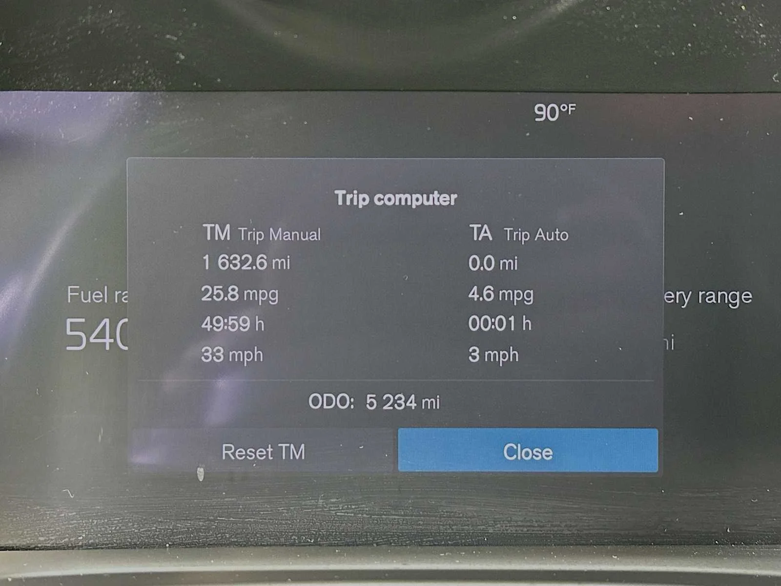 Certified Used 2025 Platinum Grey Volvo Core image 12