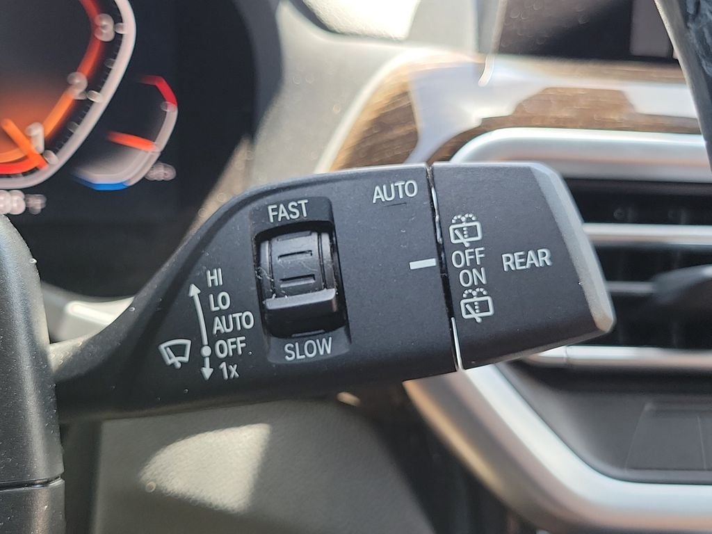 Used 2024 Blue BMW sDrive30i image 29
