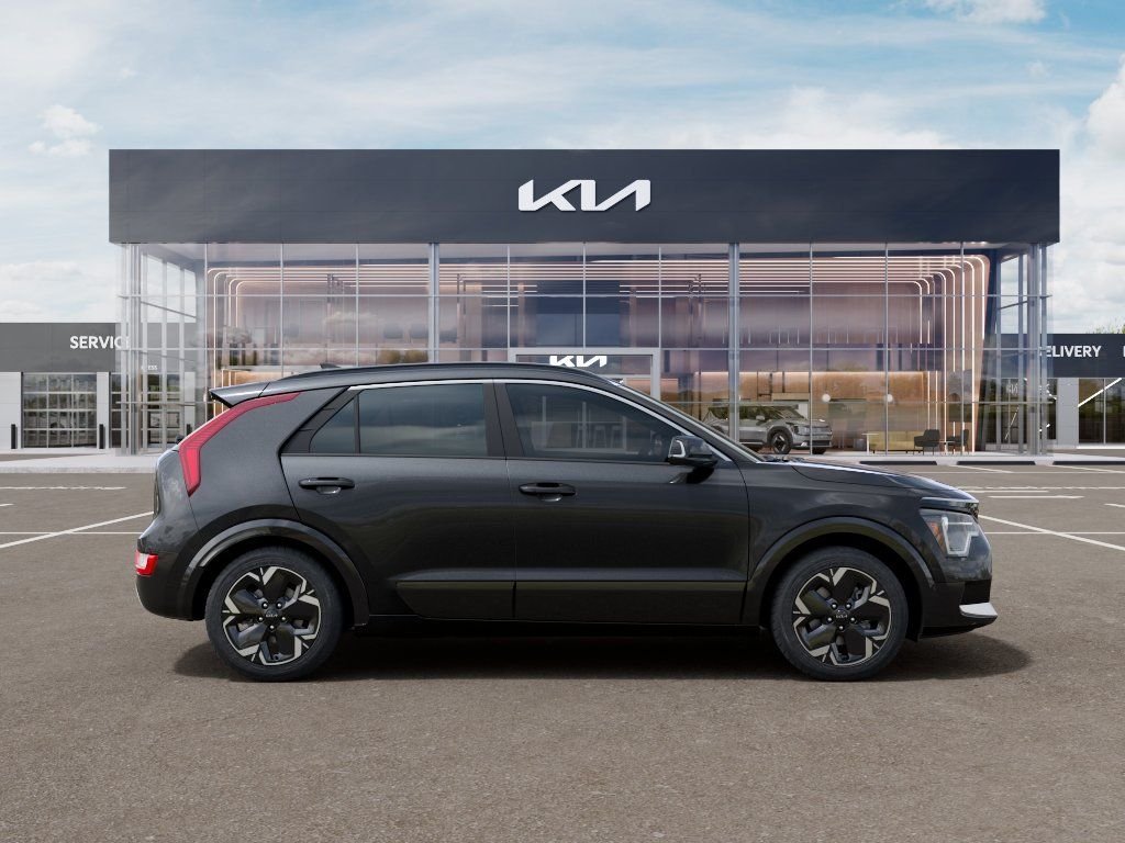 New 2026 Gray Kia Wind image 7