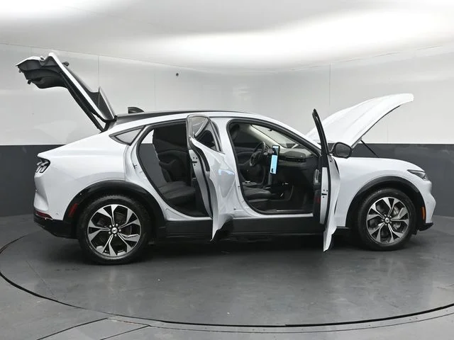 Certified Used 2023 White Metallic Ford Premium image 57