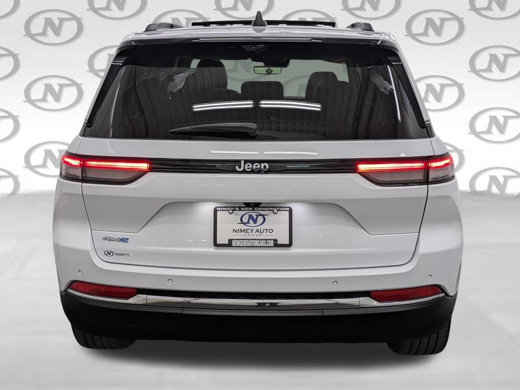 Used 2023 White Jeep 4xe image 35