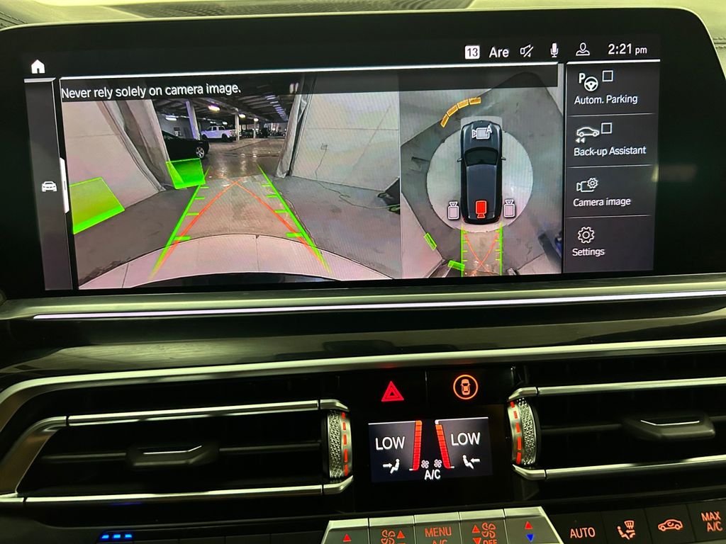 Used 2019 Black BMW xDrive50i image 26