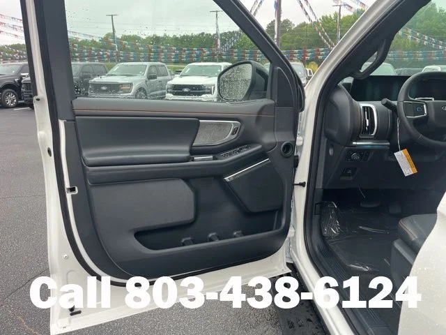 New 2026 Star White Metallic Tri-Coat Ford Tremor® image 4