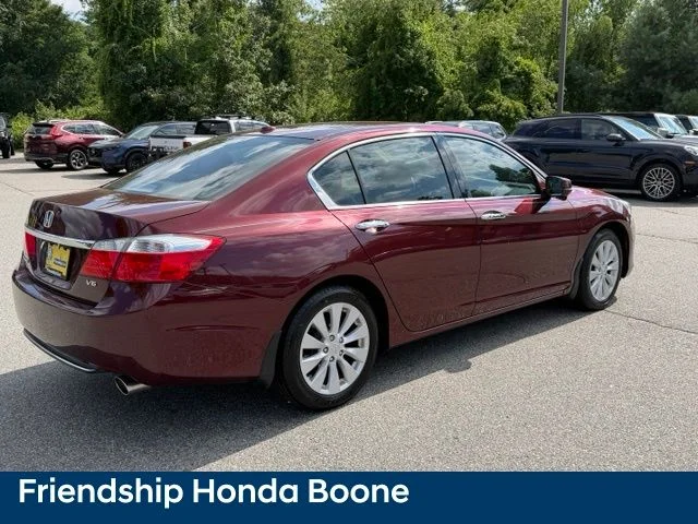 Used 2013 Red Honda EX-L image 5