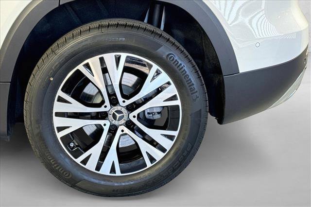New 2026 Polar White Mercedes-Benz GLB 250 image 57
