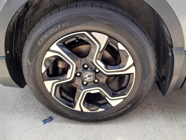 Used 2018  Honda Touring image 9