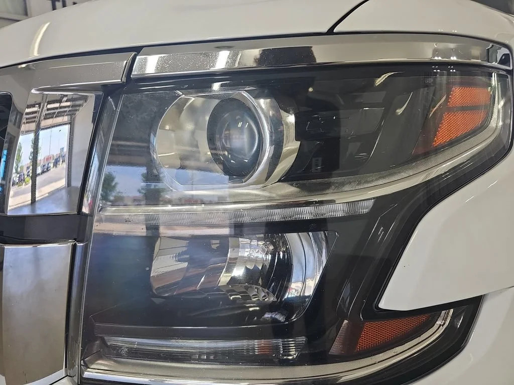 Used 2018 SUMMIT WHITE Chevrolet LT image 38