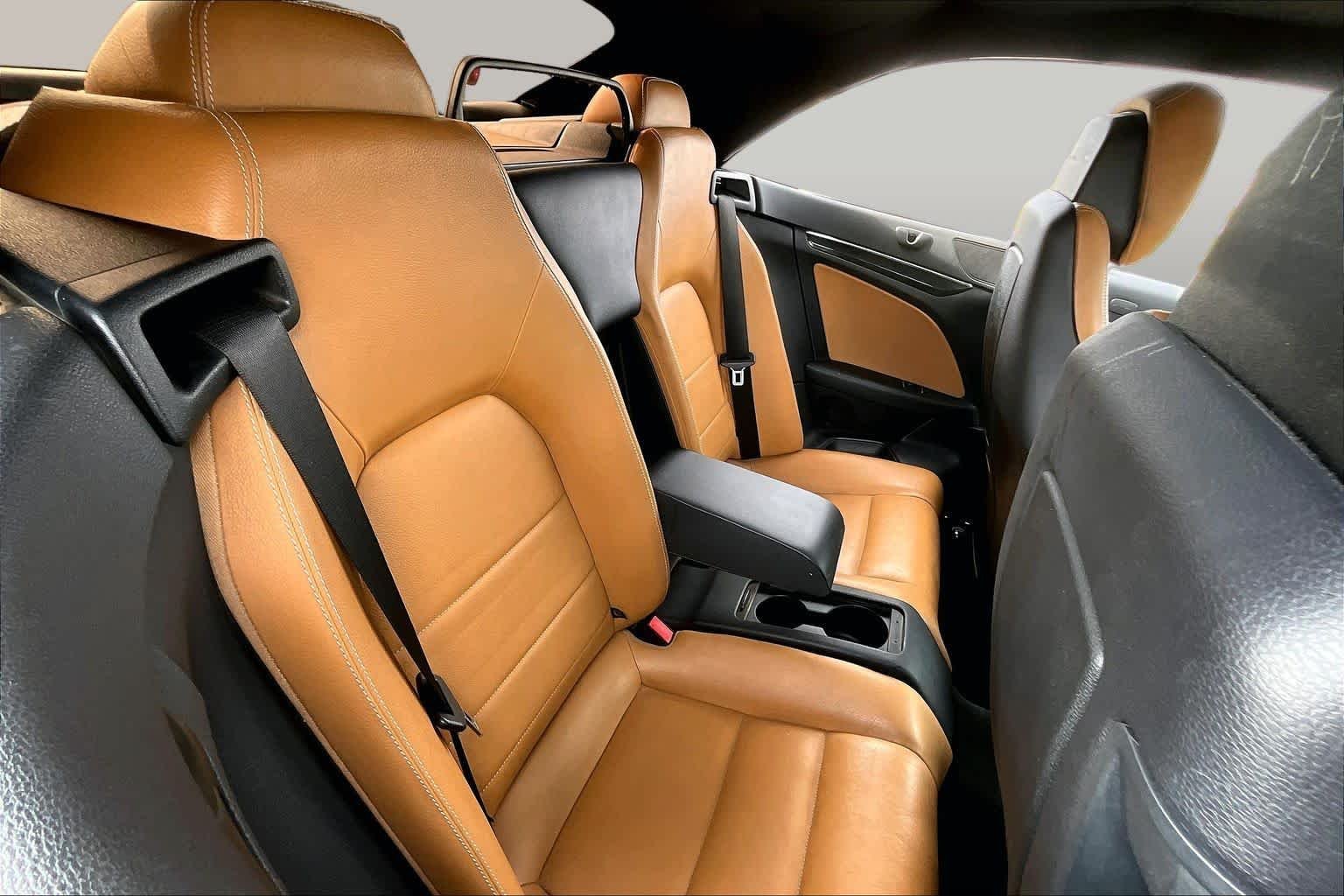 Used 2012  Mercedes-Benz E 350 image 19