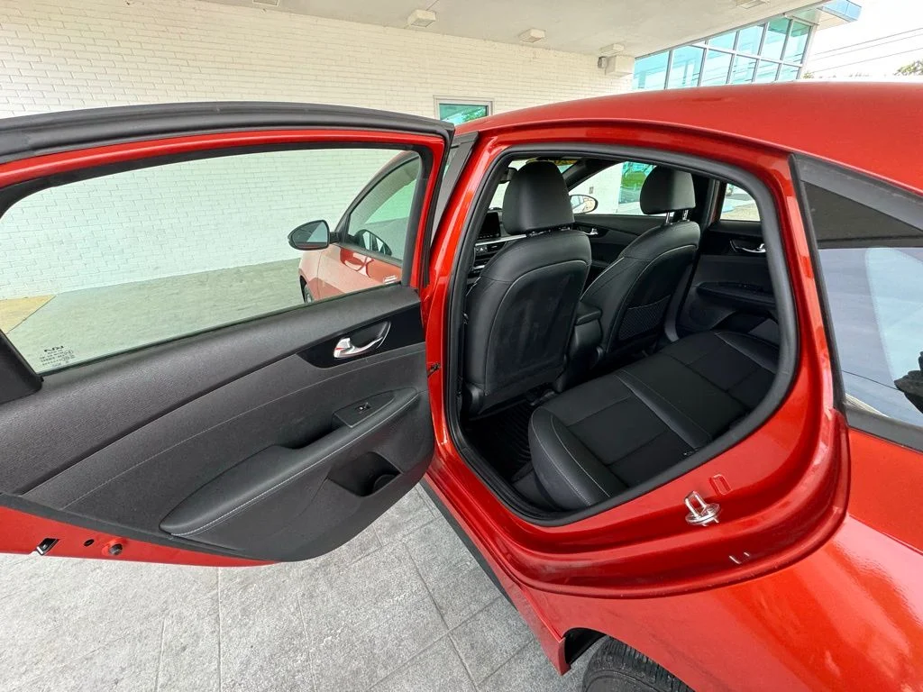 Used 2022 Red Kia GT-Line image 18