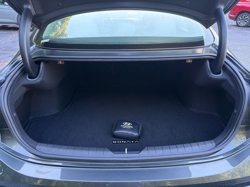 2024 Hyundai Sonata Hybrid SEL - Photo 18