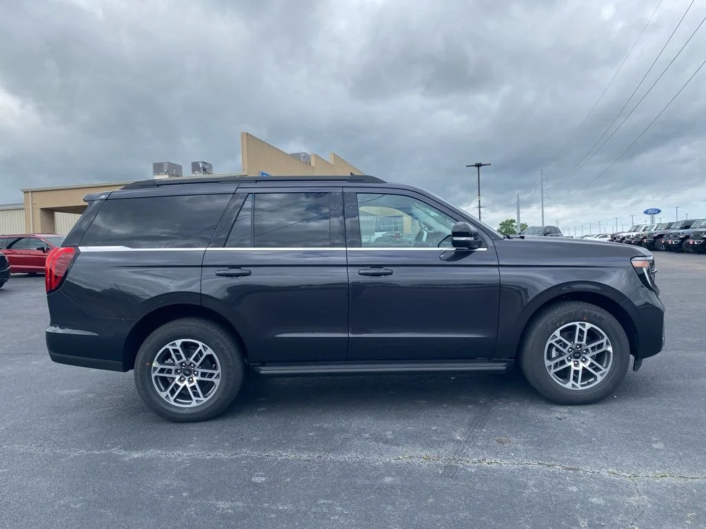 New 2026 Dark Matter Gray Metallic Ford Active image 9
