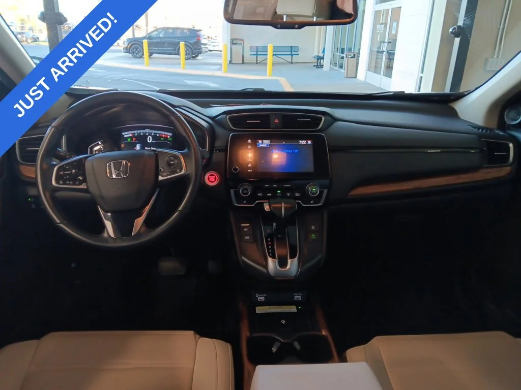 Certified Used 2022 Platinum White Pearl Honda Touring image 5