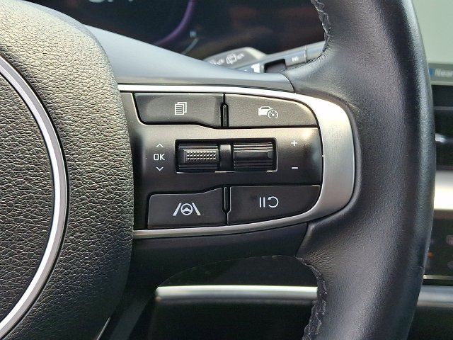 Used 2023 Silver Kia EX image 23