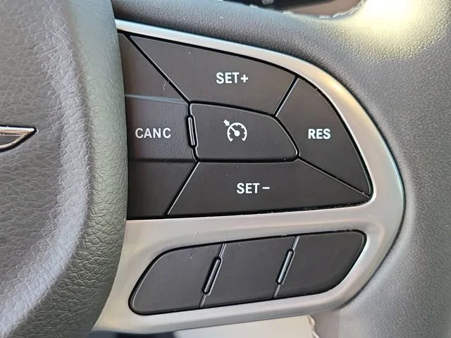 Used 2023 White Chrysler LX image 21