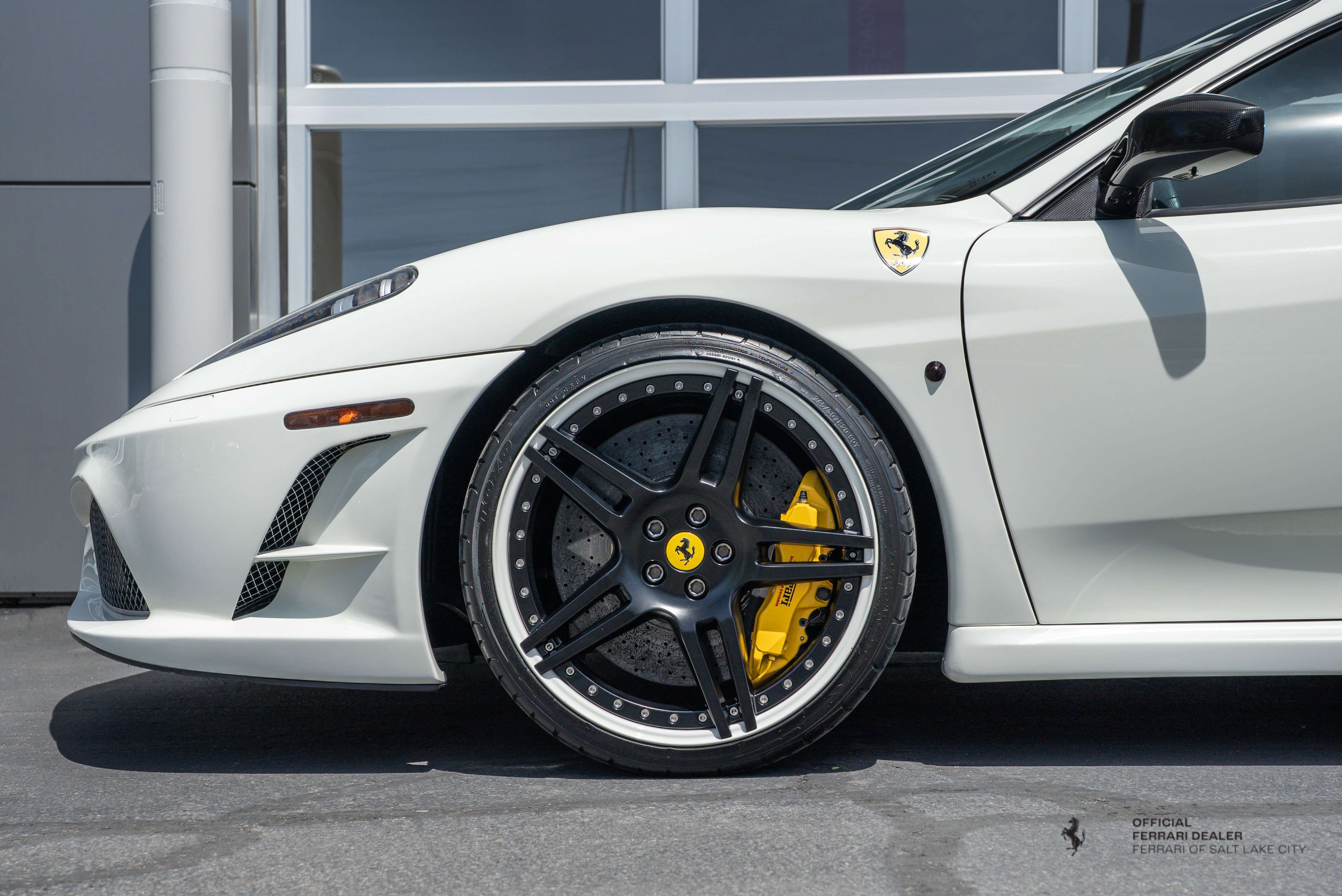 Used 2009 Bianco Avus Ferrari  image 4