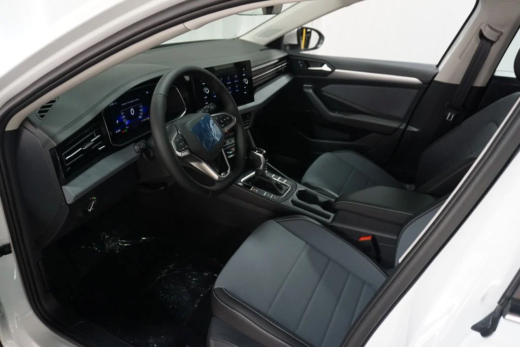 New 2026 Opal White Volkswagen 1.5T SE image 9