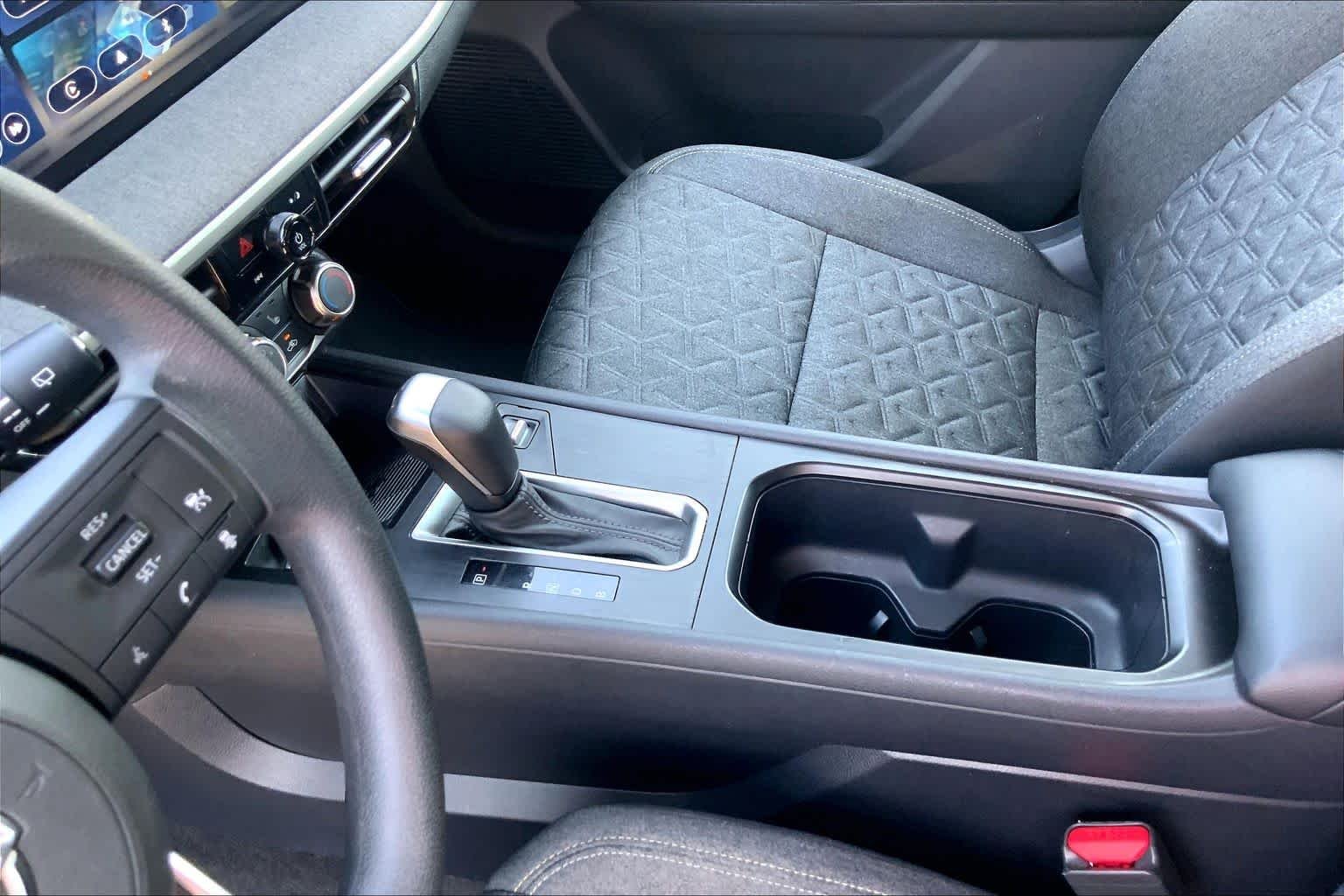 Used 2025 Super Black Nissan SV image 17