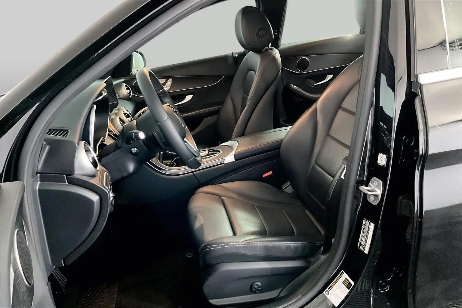 Used 2021 Black Mercedes-Benz C 300 image 9