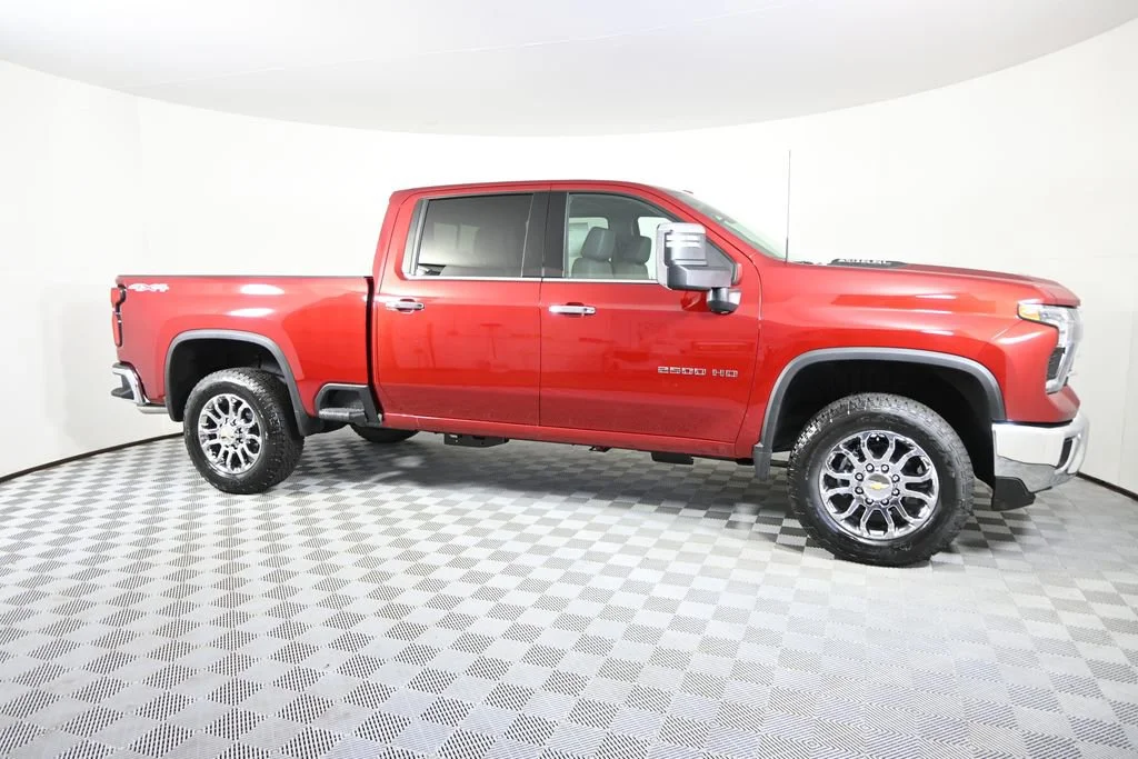 2026 Chevrolet Silverado 2500 HD LTZ - Photo 9