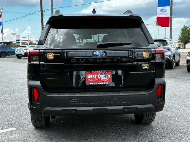New 2026 CRYSTAL BLACK SILICA Subaru Wilderness image 5