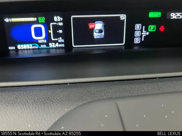 Used 2018 White Toyota Four Touring image 26