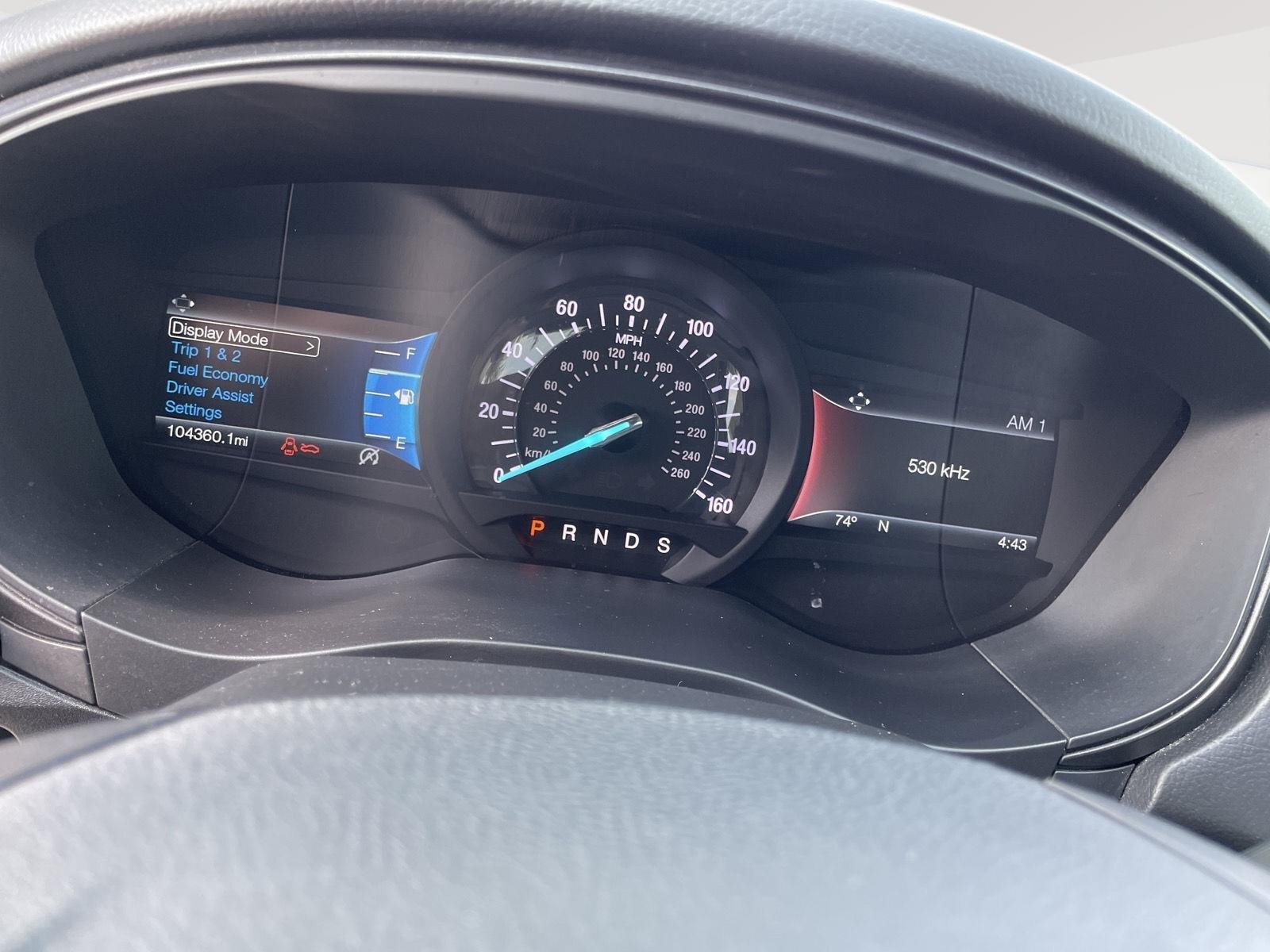 Used 2018 Oxford White Ford SE image 2