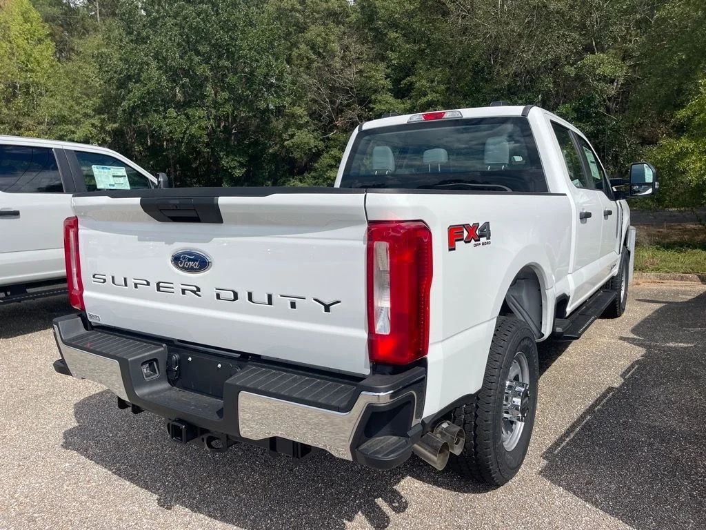 2026 Ford F-350 Super Duty XL - Photo 12