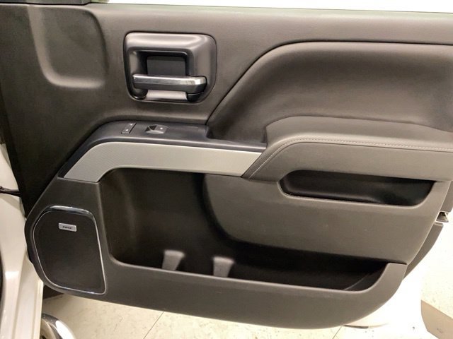 Used 2014 White Chevrolet LTZ image 28