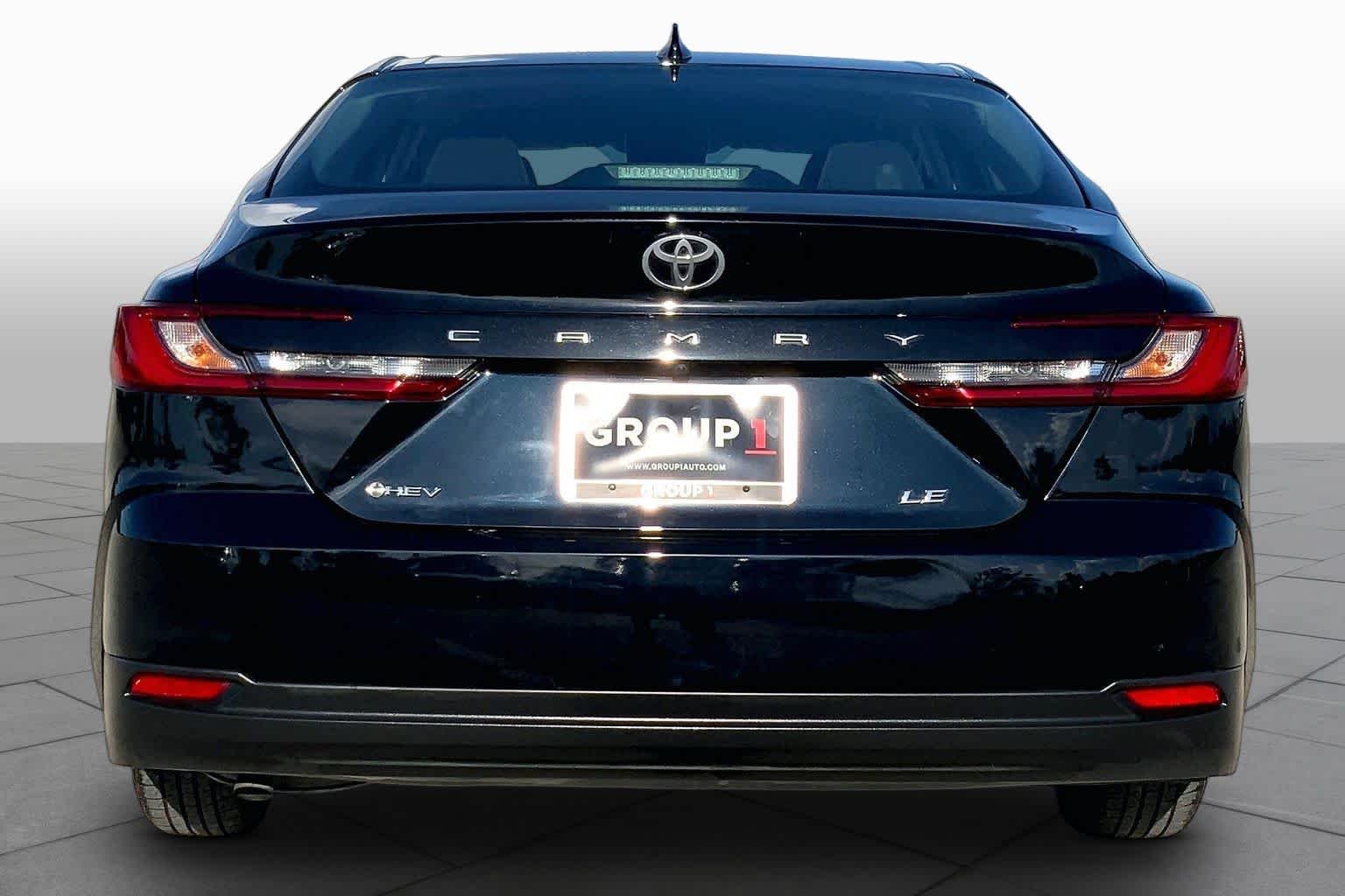 Used 2025 Midnight Black Metallic Toyota LE image 5